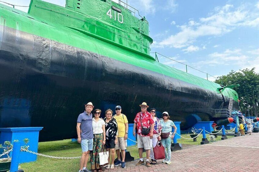 Private Day Tour Surabaya Historiculture