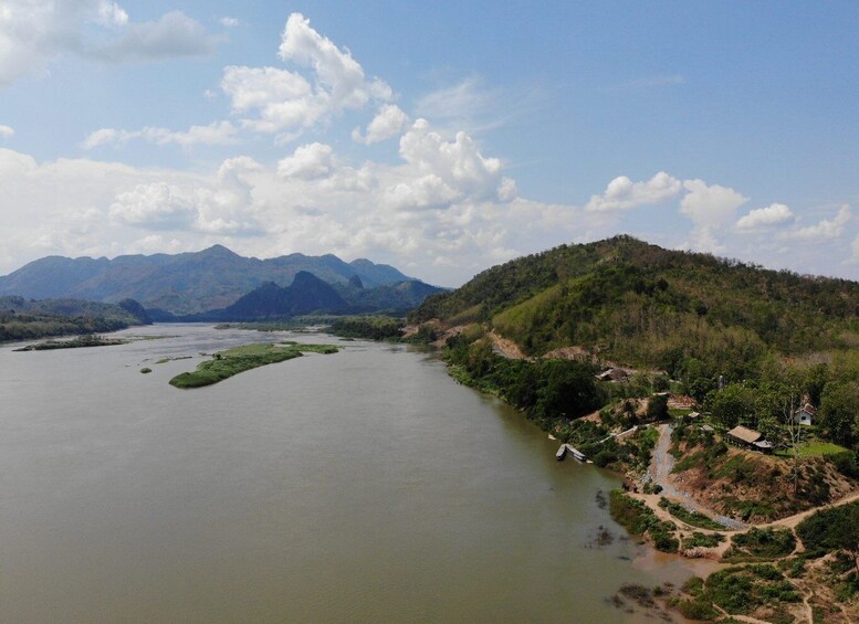 Picture 3 for Activity Half Day Mekong Cruise to Pak Ou Caves (Morning / Afternoon)