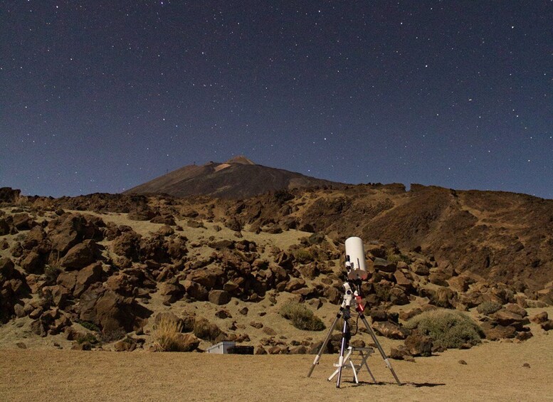 Picture 6 for Activity Teide National Park: Moonlight Tour and Stargazing