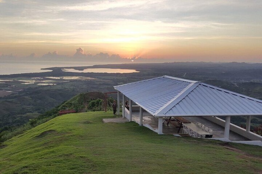 Montaña Redonda: 4-Wheel Adventure & Views from Punta Cana