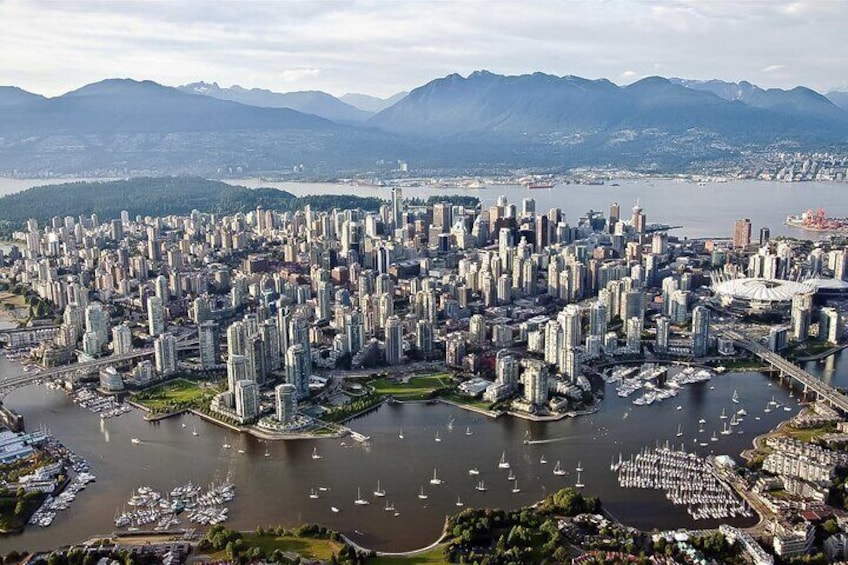 Full Day Private Guided Tour and Sightseeing Vancouver