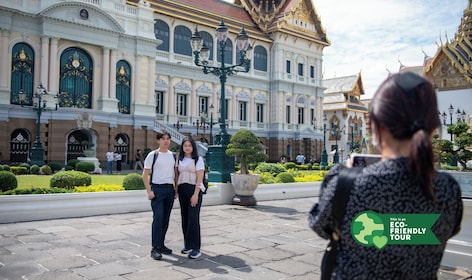 Grand Palace & Wat Phra Kaew Walking Tour - 2 Hrs