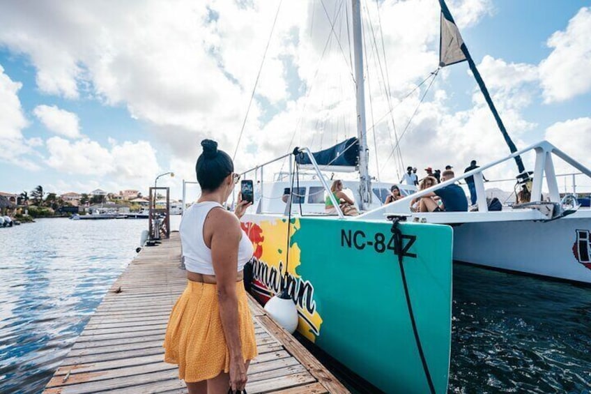 West Coast Full-Day Tour with Beaches, BBQ and Blue Room