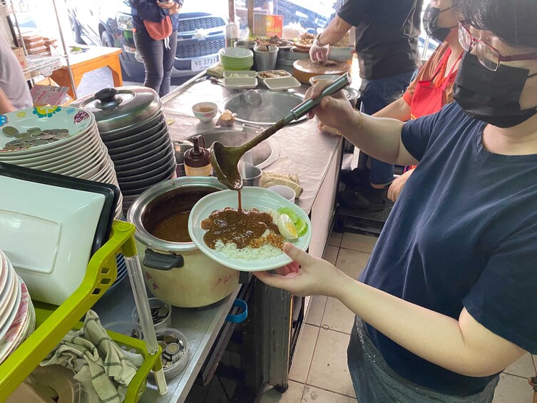 Chiang Mai Michelin Food Walking Tour – 2 Hours