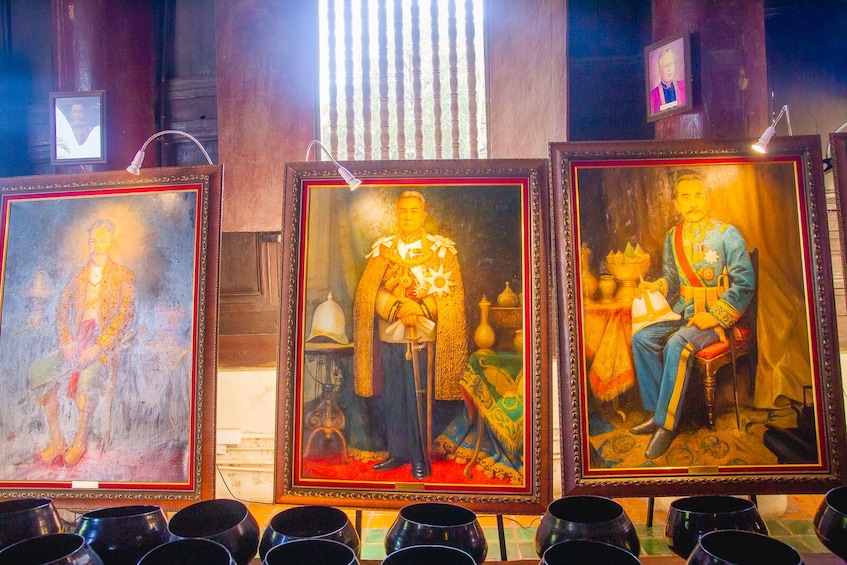 Chiang Mai Old City & Temples Guided Walking Tour – 2 Hrs