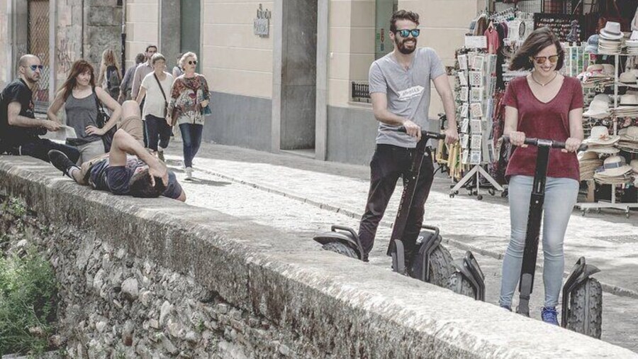Albayzin Express Segway Tour with Play Granada