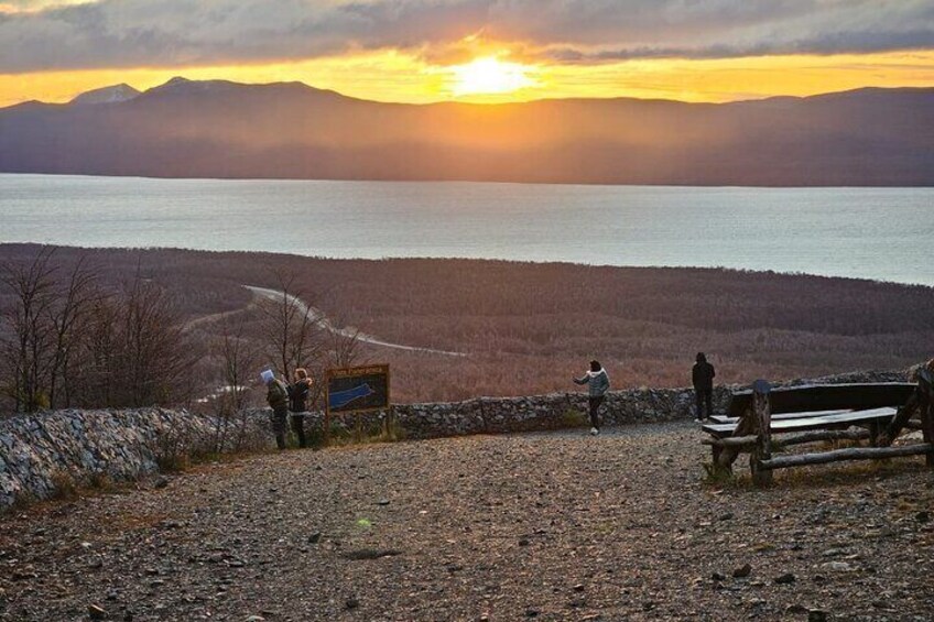 Tolhuin Natural and Gastronomic Circuit in 4x4 from Ushuaia