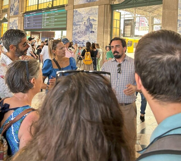 Porto: Historical Center Walking Tour