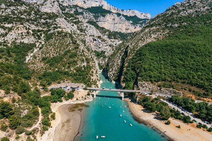 Nice: Verdon-kløftene og lavendelåkrene - en rundtur