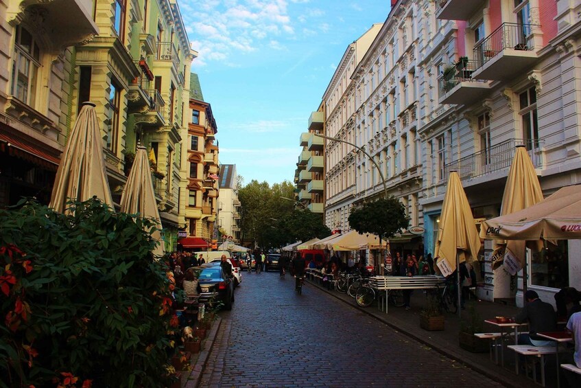 Picture 5 for Activity Hamburg: Schanzenviertel Culinary Tour