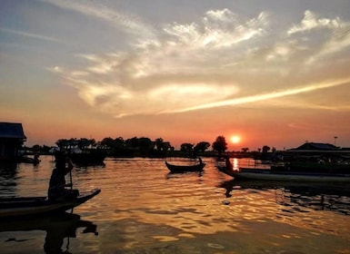 Visite du village flottant et du coucher du soleil de Tonlé Sap
