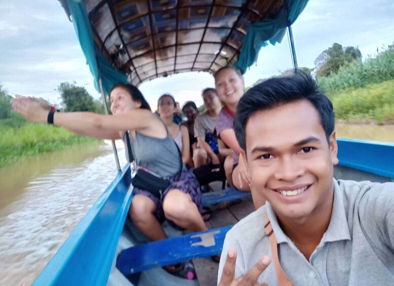 Picture 5 for Activity Floating Village and Tonlé Sap Sunset Tour