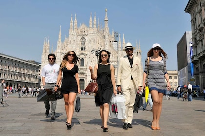 Milan: Walking Fashion Tour