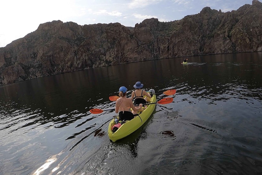 Picture 6 for Activity Saguaro Lake: Guided Kayaking Tour