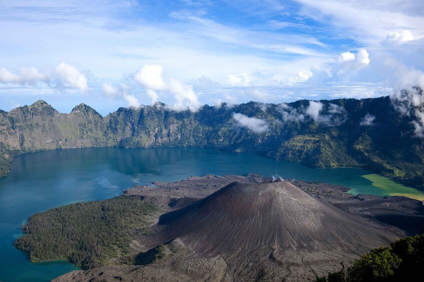 Picture 4 for Activity Mount Rinjani 2-Day Trek to Senaru Crater Rim