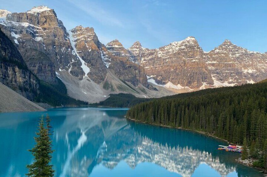 Moraine Lake and the Ten Peaks