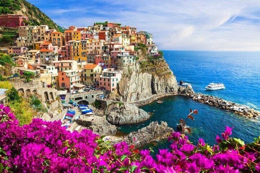 Private Full Day Florence to Cinque Terre Tour by Ferry or Train 