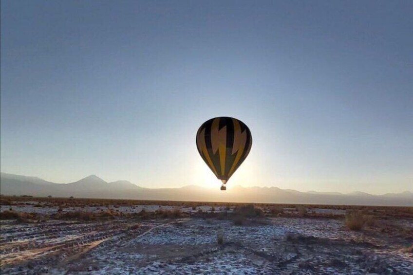 Travel Hot Air Balloon in Atacama Desert from September to May 