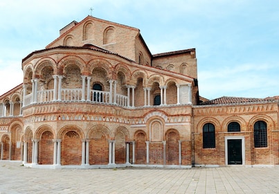 Venetian Lagoon Tour: Visit Murano, Burano and Torcello