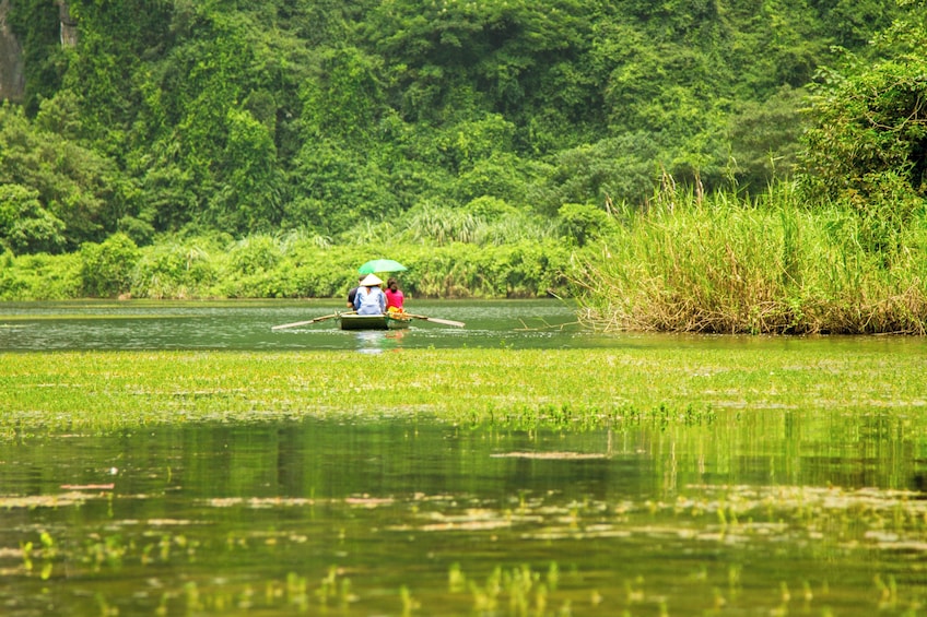 FULL-DAY DISCOVER ANCIENT HOA LU AND TRANG AN FROM HA NOI