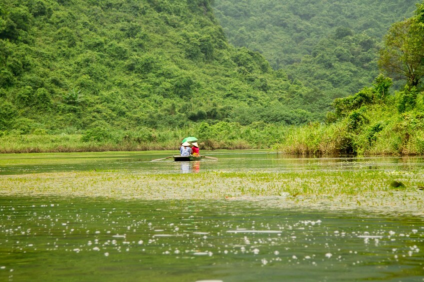 FULL-DAY DISCOVER ANCIENT HOA LU AND TRANG AN FROM HA NOI