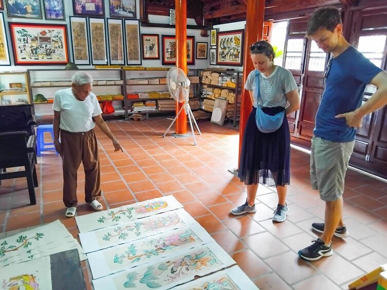FULL-DAY HANDICRAFT VILLAGES: BAT TRANG, DONG HO AND BUT THAP FROM HA NOI