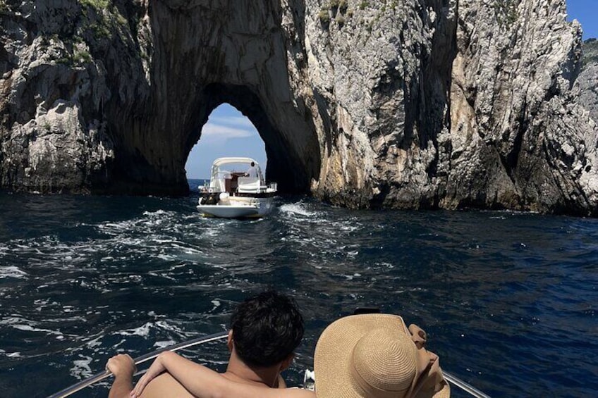 Sorrento Private Boat Tour at Sunset with Prosecco