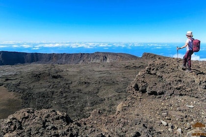 Hiking: Off-trail on the Piton de la Fournaise volcano