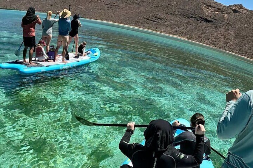 Paddleboarding Espiritu Santo Island