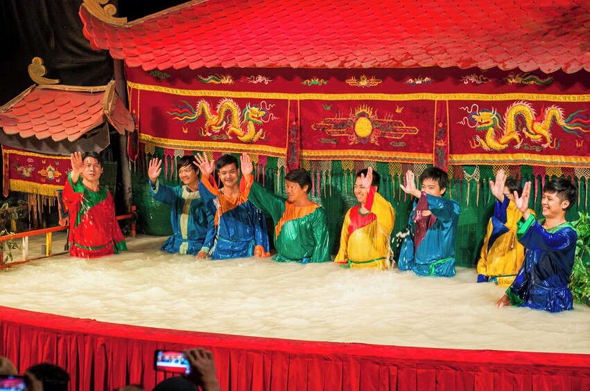 VIETNAMESE WATER PUPPET SHOW & DINNER IN HO CHI MINH CITY