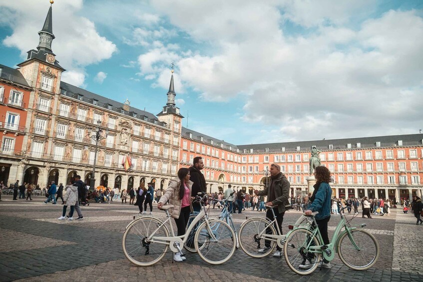 Picture 1 for Activity Madrid: City Highlights Guided Vintage Bike Tour