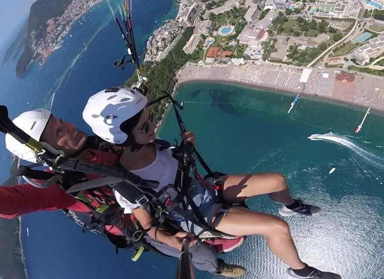 Budva: Paragliding Flying Experience