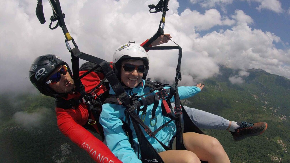 Picture 18 for Activity Budva: Paragliding Flying Experience