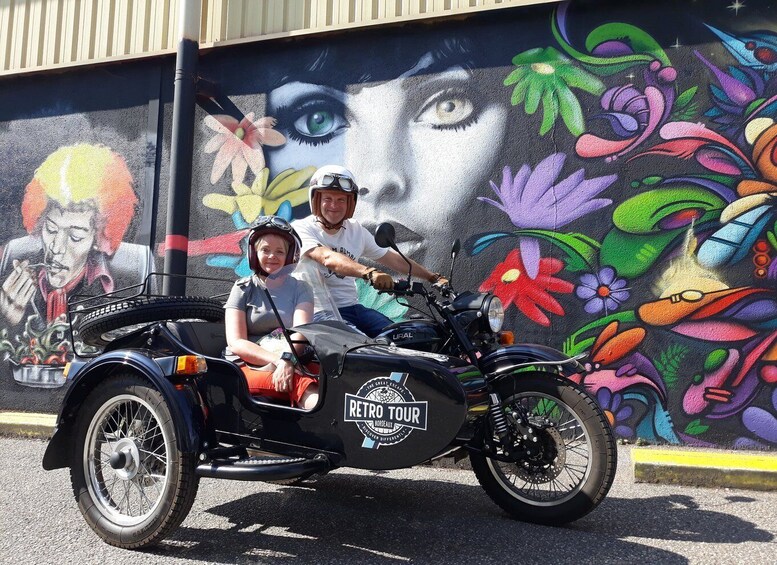 Picture 7 for Activity Bordeaux: Sightseeing by Side Car