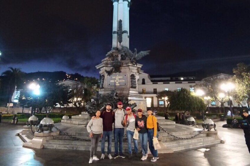 The Quiteño tour enjoys history and flavors of Quito