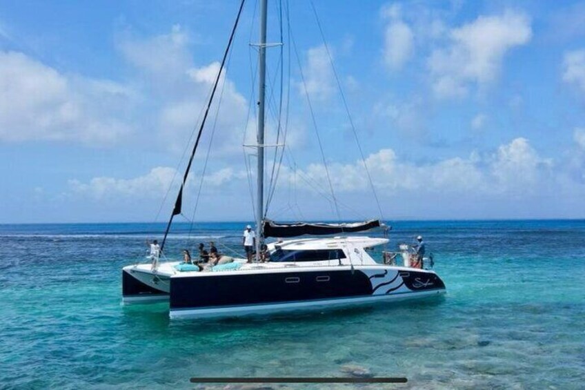 Mauritius Northern Islet Catamaran Adventure: Full Day Experience