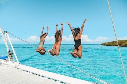 Catamaran with BBQ lunch in Mauritius