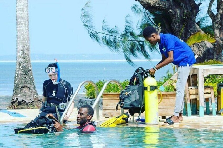 4 Days PADI Open Water Course in Zanzibar