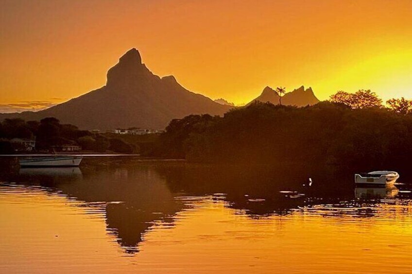 Mauritius Guided Sunrise Kayak Tour on the Tamarin River
