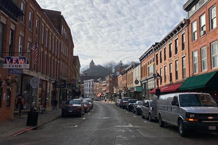 Downtown Galena Food and Drink Tour