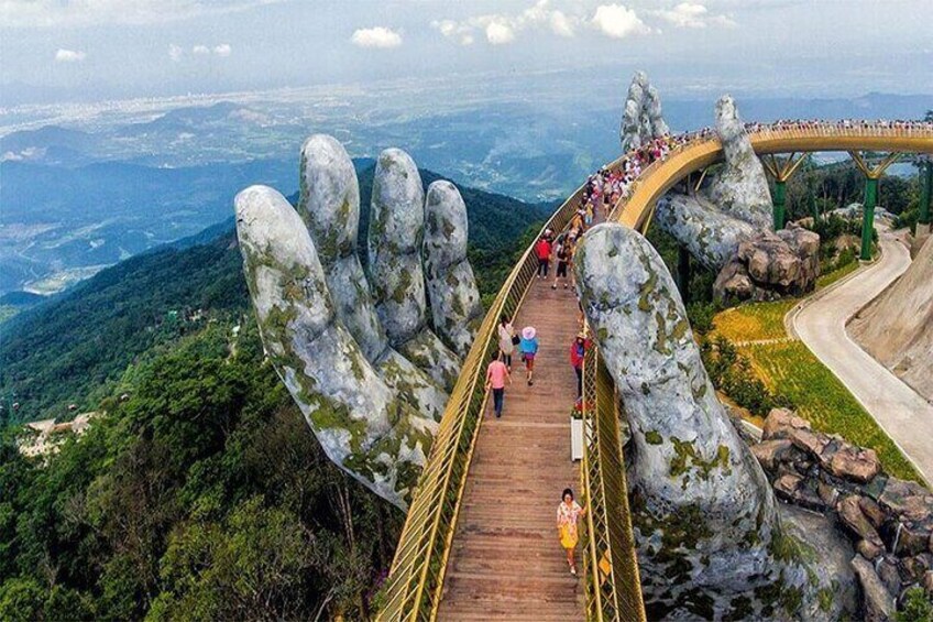 Da Nang Explore: Ba Na Hills and Golden Bridge Small Group Tour