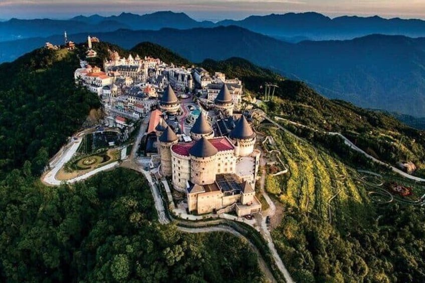 Da Nang Explore: Ba Na Hills and Golden Bridge Small Group Tour