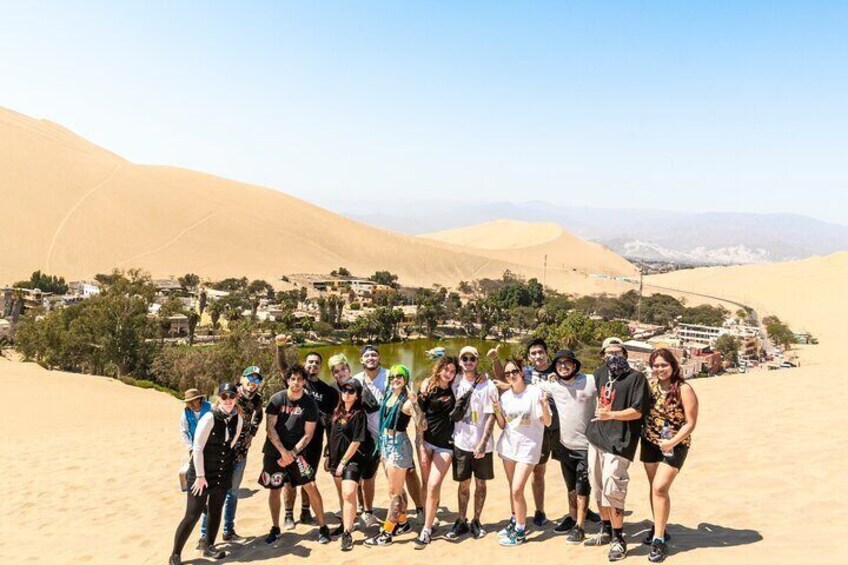 "Maravilla" Group in Huacachina-Peru