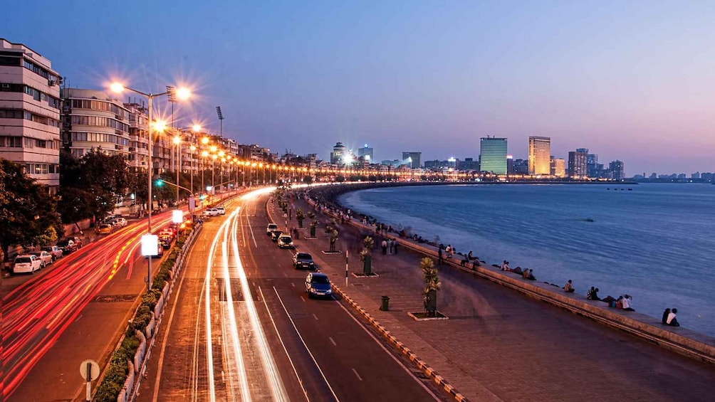 Picture 1 for Activity Mumbai: Private Guided Full-Day City Sightseeing Tour