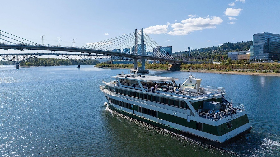 Picture 11 for Activity Portland: Champagne Brunch Cruise on Willamette River