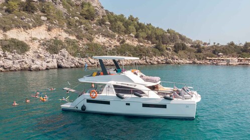Rhodes: All-Inclusive Catamaran Cruise with Lunch and Drinks