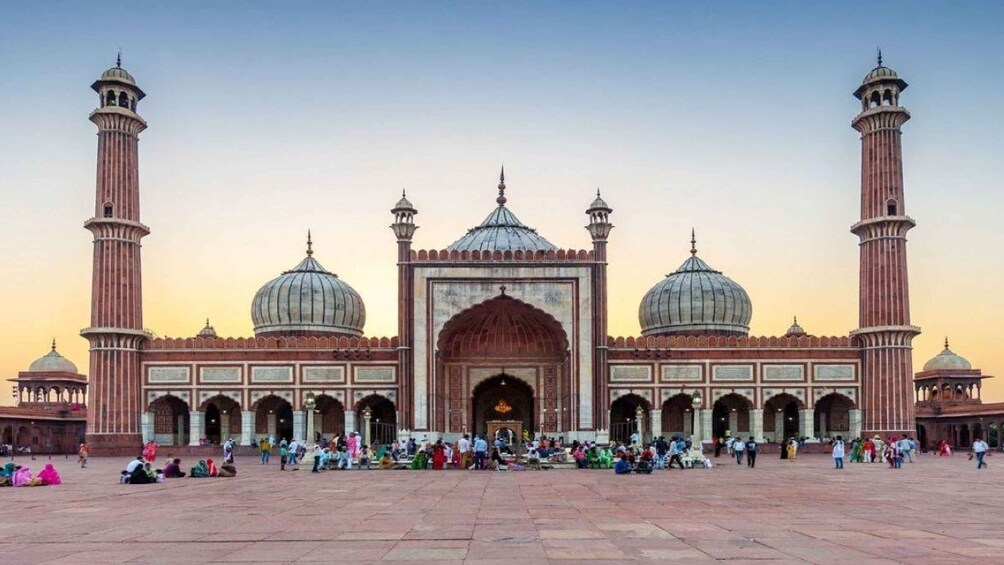Picture 7 for Activity Delhi: 3-Day Guided Trip to Delhi and Jaipur with Transfers