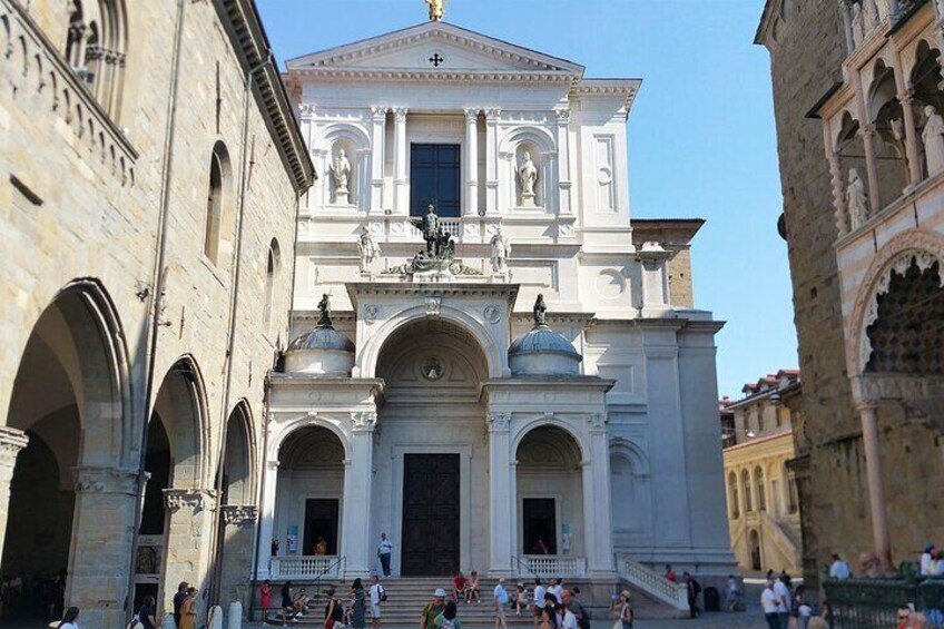 Private Audio Guided Walking Tour in Bergamo