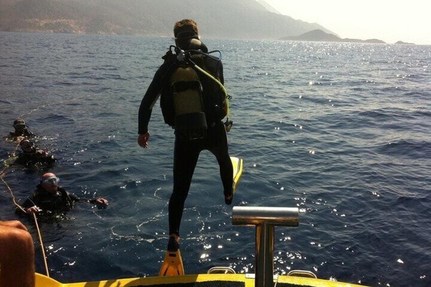 Belek Scuba Diving Experience (2 Dives) With Lunch