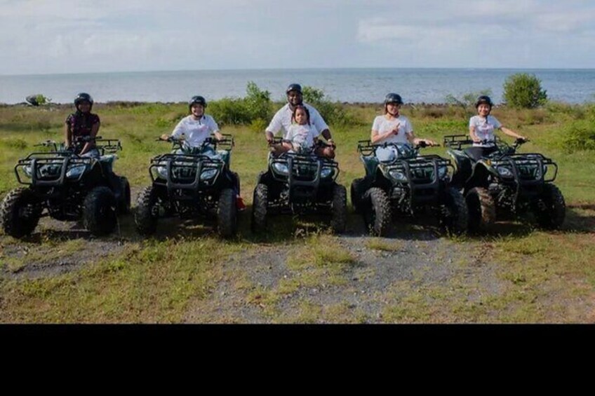 Day Tour in Roatan: ATV, Sloths, Monkeys, Beach, Zipline